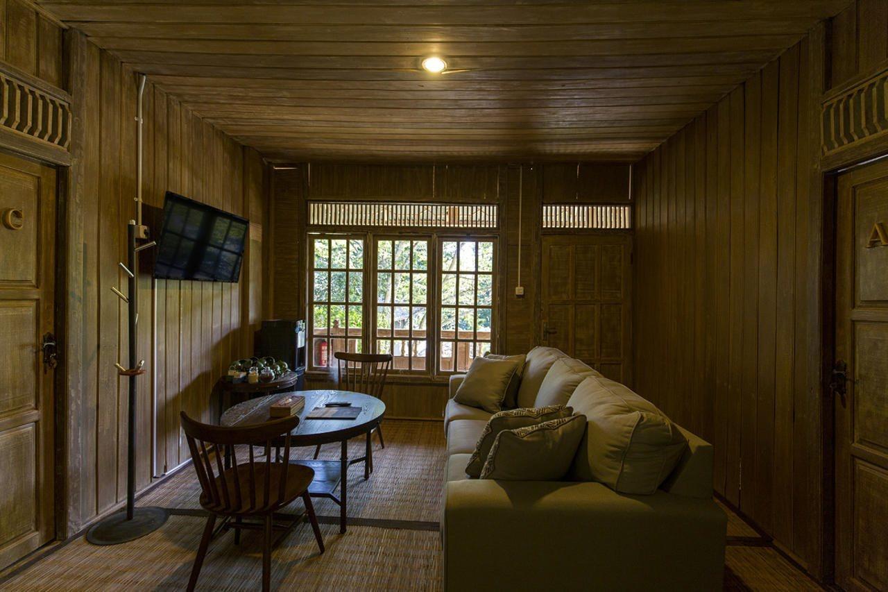 Menjangan Ecolodge - Chse Certified Banyuwedang Exterior photo