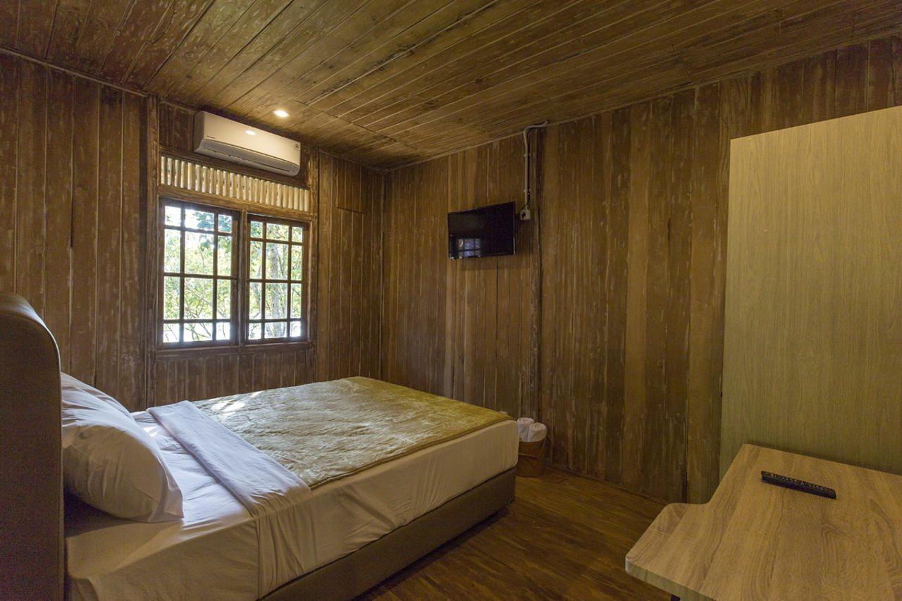 Menjangan Ecolodge - Chse Certified Banyuwedang Exterior photo